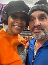 Arie Santos (@luv_santos) • Instagram photos and videos