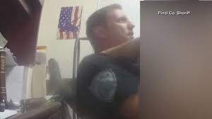 X 上的KPRC 2 Houston：「Police Porn: Cop accused of using body cam to film  office sex. VIDEO: https://t.co/jlfTqz2jrZ https://t.co/5vdeT1EkTV」 / X