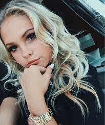 Crystal Trapp's Instagram, Twitter & Facebook