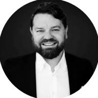 50+ "Thomas Hole" profiles