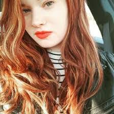 Courtney Linder's Instagram, Twitter & Facebook