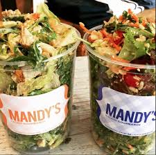 Un Diner Sante Et Delicieux Chez Mandy S Mandys Salad Takeout Restaurant Food