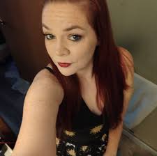 Bitch please I'm a witch 🧹🪄🕯️💎