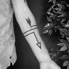 100 Armband Tattoos For Men And Women The Body Is A Canvas Geometric Arrow Tattoo Arm Tattoos For Guys Armband Tattoos For Men