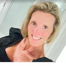 Terry Giroux's Instagram, Twitter & Facebook