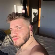 Sandro Vazquez (xxsandro12xx)