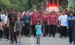 Larian hari keputeraan sultan azlan shah 2013 kuala kangsar •. Sultan Nazrin Sertai Larian