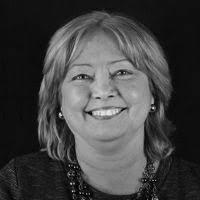 Eunice Beck's Instagram, Twitter & Facebook