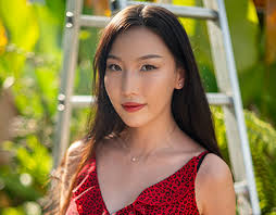 model Singapore Projects :: Photos, videos, logos, illustrations and  branding :: Behance