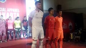 Persija jakarta tampil dengan jersey baru dalam kompetisi shopee liga 1 2019. Jersey Persija Jakarta Siap Dijual Ada Yang Spesial Untuk The Jakmania Ini Kisaran Harganya Tribunnews Com Mobile