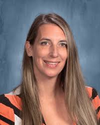 Meet one of our MPS 🌟SHINING STARS 🌟 for May: Katie Fitchett! Katie began  working with us in 2021 as a special education paraprofessional at  Jefferson Middle School. She was nominated by