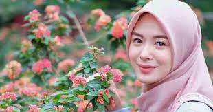 Promosi jualan · cara galakan jualan bagi tempoh yang singkat · bantu tarik pelanggan baru · galakkan pengguna membeli · barangan dikenali, kekal dan atasi pesaing ø promosi pengguna. 24 Contoh Kata Kata Promosi Iklan Kerudung Dan Jilbab Yukampus
