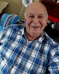 Petra Stinson's Instagram, Twitter & Facebook