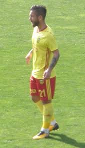 Kasımpaşa'da geçirdiği 7 sezonda toplam 172 maçta görev alan adem büyük, bu karşılaşmalarda takımına 49 gol 29 asistlik katkı verdi. Adem Buyuk Vikipedi