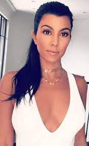 Who Made Kourtney Kardashian S White Top And Gold Jewelry Kourtney Kardashian Instagram Kourtney Kardashian Kardashian