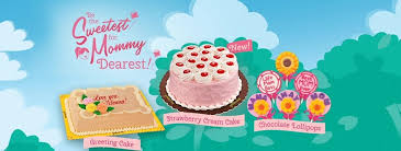 Chocolate sponge cake moistened with aromatic kirsch solution and filled with strawberry cream pie filling. Goldilocks Has A New Strawberry Cream Cake