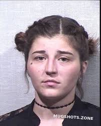 DANIELLE JO BARTON 06/05/2022