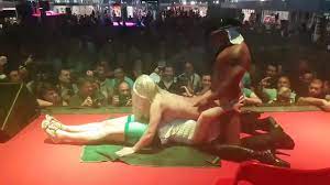 Public cuckold