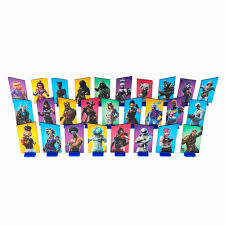 Fortnite , choose a character, picking from 27 outfits. Monopoly Fortnite Edition Board Game Tiendamia Com
