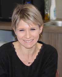 Saint-Maurice-en-Gourgois. 70 personnes chantent ou jouent au badminton au  Culot gargomançois