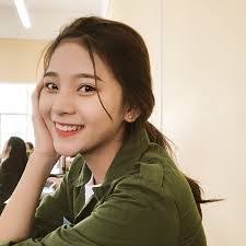 Camille Dickens's Instagram, Twitter & Facebook