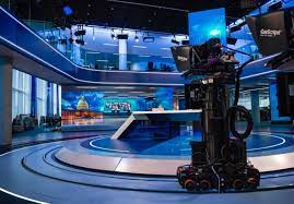 Watch live, find information here for this television station online. Een Glimp Van De Gloednieuwe Studio Van Vtm Nieuws Maandag Wordt Een Historische Dag Tv Hln Be