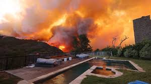 photos of LA amid devastating wildfires ...