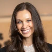 Leila Knox's Instagram, Twitter & Facebook