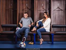 Green was commenting on jamie's team leicester city's match against crystal palace on saturday (16 december) when he said that the footballer has got his. Jamie Vardy S Pregnant Wife Gets Death Threats After Coleen Rooney S Leaked Stories Allegations Football News