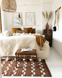 Bedroomvibes In Deze Slaapkamer Wat Accessoires Verandert Waaronder Pampasgrass Yeahh Cozy Interior Design Home Decor Bedroom Interior Design Furniture