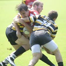 Rugby football consists of two halves of 40 minutes each, while soccer consists of two halves of 45 minutes each and both the games do not include any time outs. American Football In The Uk Rugby Vs American Football Hogs Haven