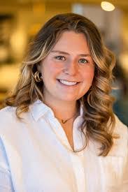 Grace Bender's Instagram, Twitter & Facebook