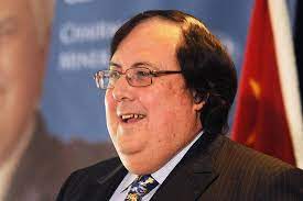 Points will be awarded in each race from 25 points to the winner down to 1 point for 10th place. Mining Billionaire Clive Palmer S Businesses Politics And New Titanic Lovemoney Com