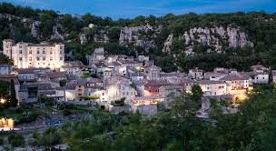 Visite du magnifique village alsacien dans le département du haut rhin. Vogue Un Village De Caractere Parmi Les Plus Beaux D Ardeche