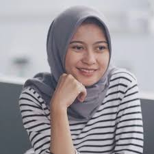 Vakum dari dunia hiburan, ini 10 potret terbaru Jian Batari Anwar