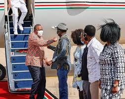 642,228 likes · 30,064 talking about this. Ragira President Uhuru Kenyatta Safely Lands In Kisumu Facebook