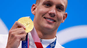 What Do You Text After Winning Olympic Gold? 'I Love You Back' With Some  Emojis