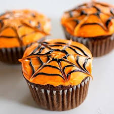 Spiderweb Cupcakes Pastelitos De Halloween Comida De Halloween Aperitivos Para Halloween