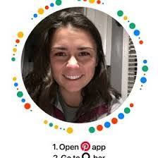 Jennifer Cogar's Instagram, Twitter & Facebook