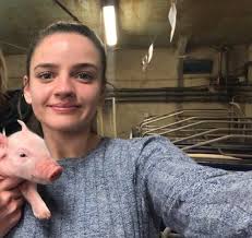 My Quarantine Routine: Leanne, a footballer who is helping