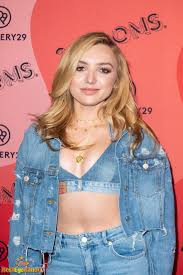 Https Besteyecandy Com Section Celeb Photogallery Cid 1111 Peyton Roi List Photo 4864027 Html Peyton List Peyton List Bikini Peyton List Age