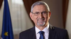 The biggest challenge will have been that of designing, negotiating and reaching a consensus on a convention mobility within the community of. Jorge Carlos Fonseca Vence Premio Literario Guerra Junqueiro Inforpress