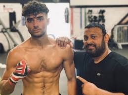 Fournier set up his own fitness business before selling to a ftse100 company. Prince Naseem Hamed S Son Set To Follow Legendary Dad Into Professional Boxing Mirror Online