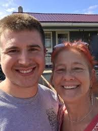 Donna Tingle's Instagram, Twitter & Facebook