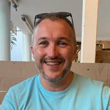 So this is 40? It's not too bad to be honest!! Thank you to everyone who  have taken the time to wish me a happy birthday today