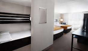 Located 2 km from downtown niagara falls, the venue is just off nightmares fear factory and 5 minutes' walk from fallsview indoor waterpark. Skyline Hotel Waterpark Niagara Falls Updated 2021 Prices