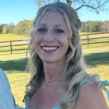 a little behind-the-scenes moment 🤍 facebook gives you the option to send  stars