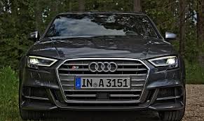 Новият audi s3 limousine с предлагано като опция оборудване. Fahrbericht Audi S3 Limousine