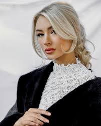 SHAREN X @ellen.stokes.photography