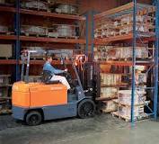 Electric Forklift Advantages & Disadvantages | Toyota ...